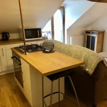 Appartement Cosy 600M Gare - Etage 3 - Balcon Et Calme - Tv - Wifi Bernay  Exterior photo