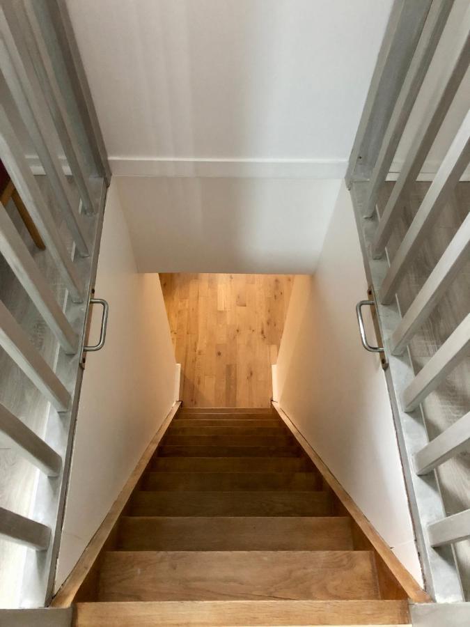 Cosy 600m Gare - Etage 3 - Balcon Et Calme - Tv - Wifi *